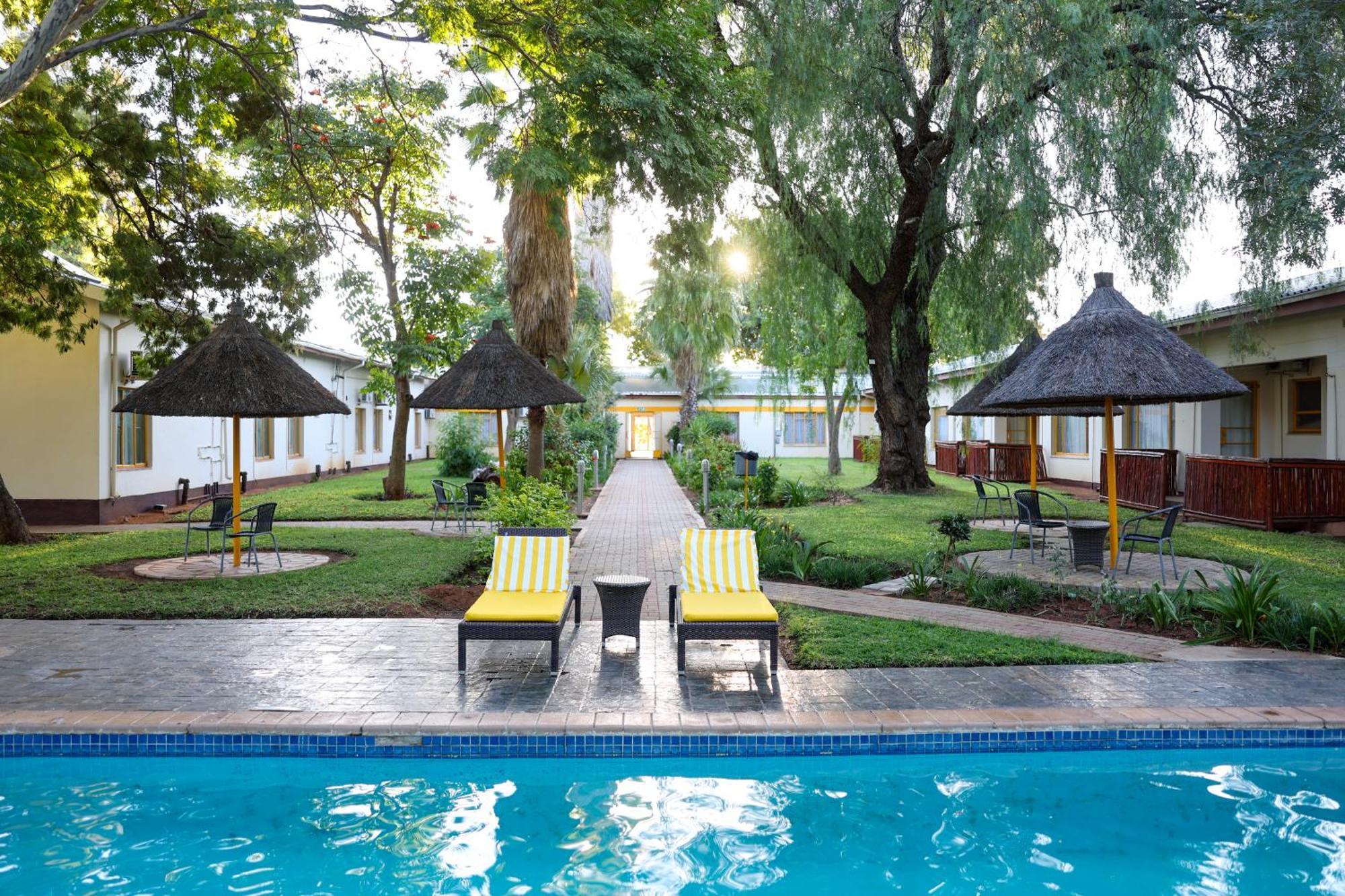 Cresta Botsalo Hotel Palapye 外观 照片