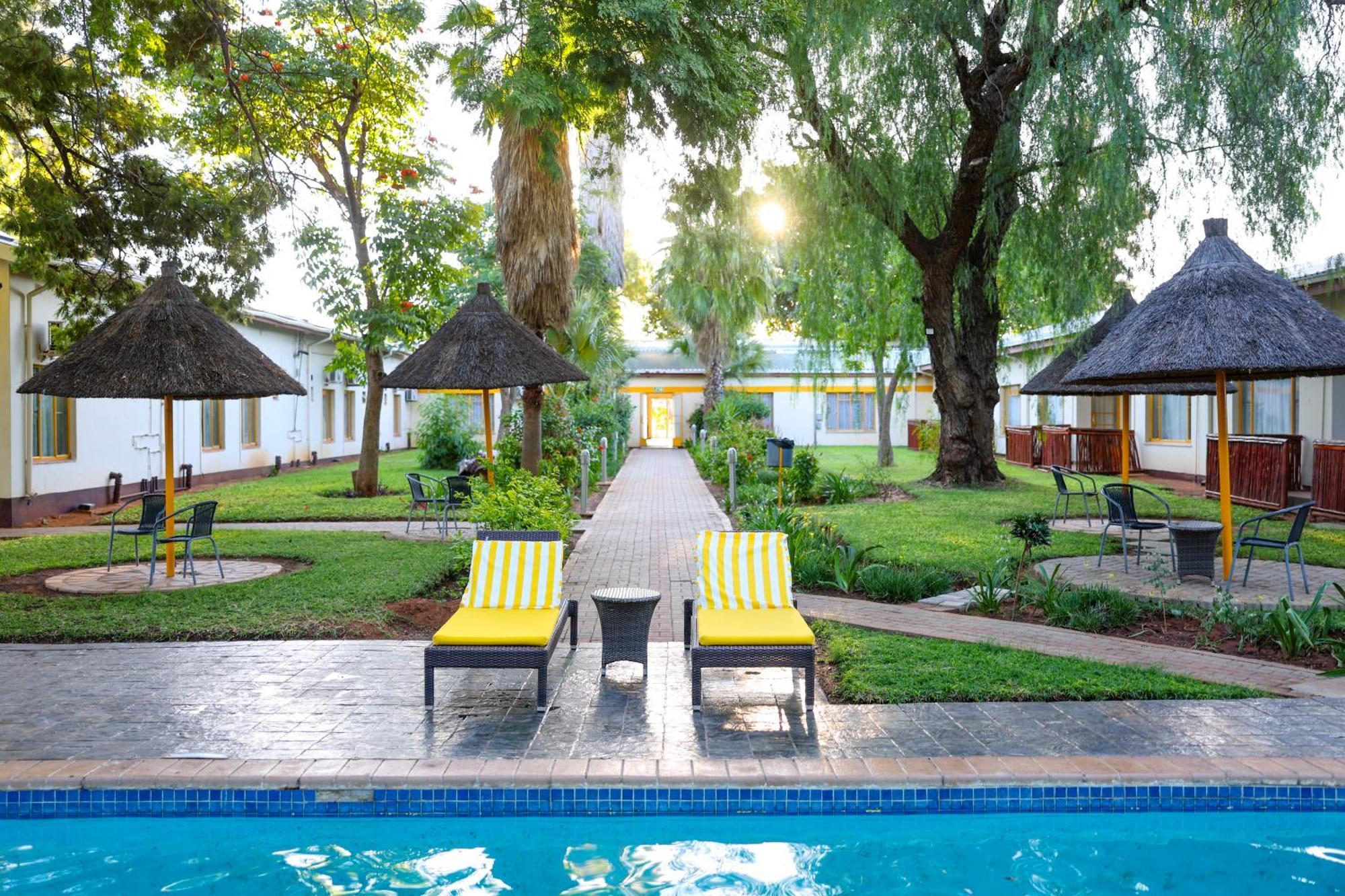Cresta Botsalo Hotel Palapye 外观 照片