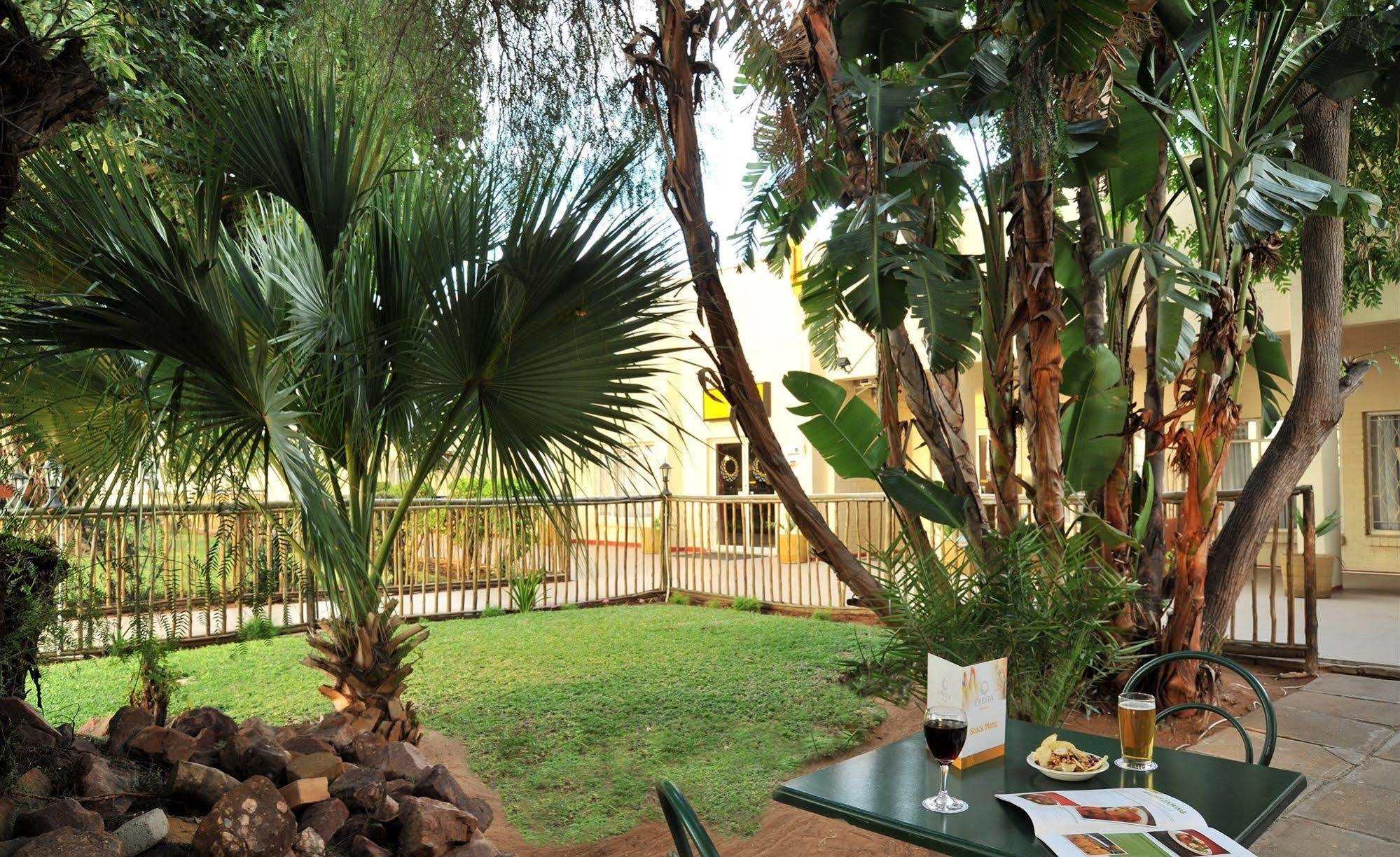 Cresta Botsalo Hotel Palapye 外观 照片