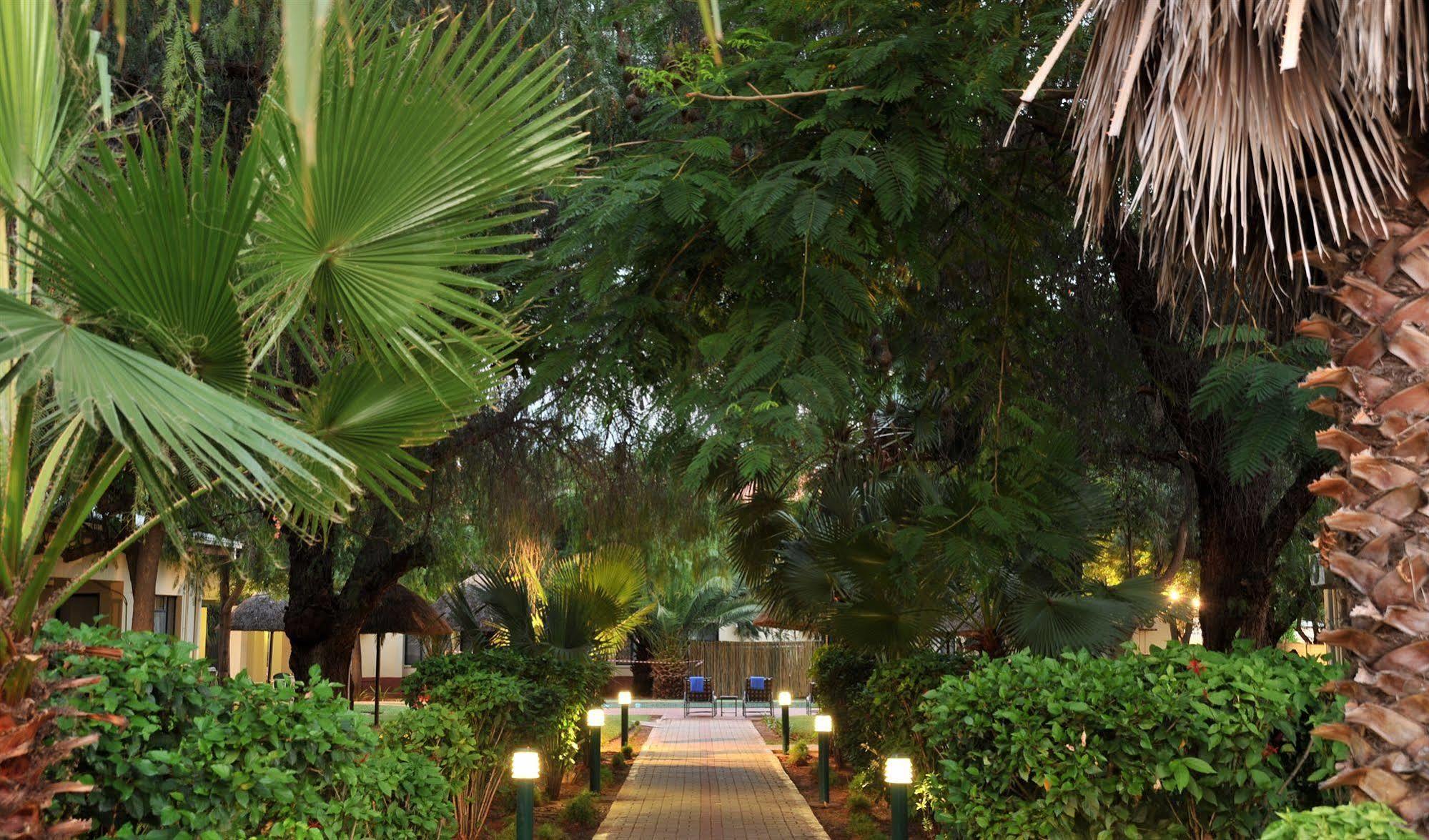 Cresta Botsalo Hotel Palapye 外观 照片