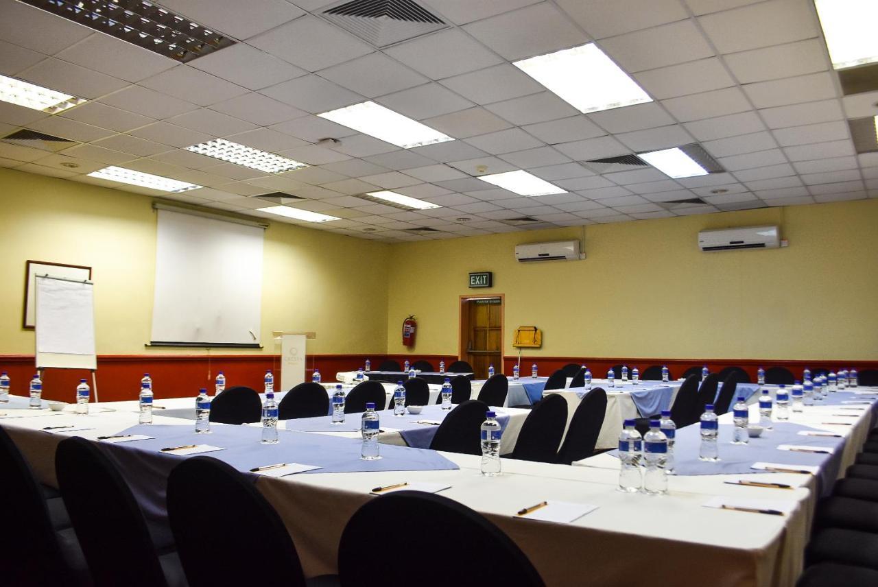Cresta Botsalo Hotel Palapye 外观 照片