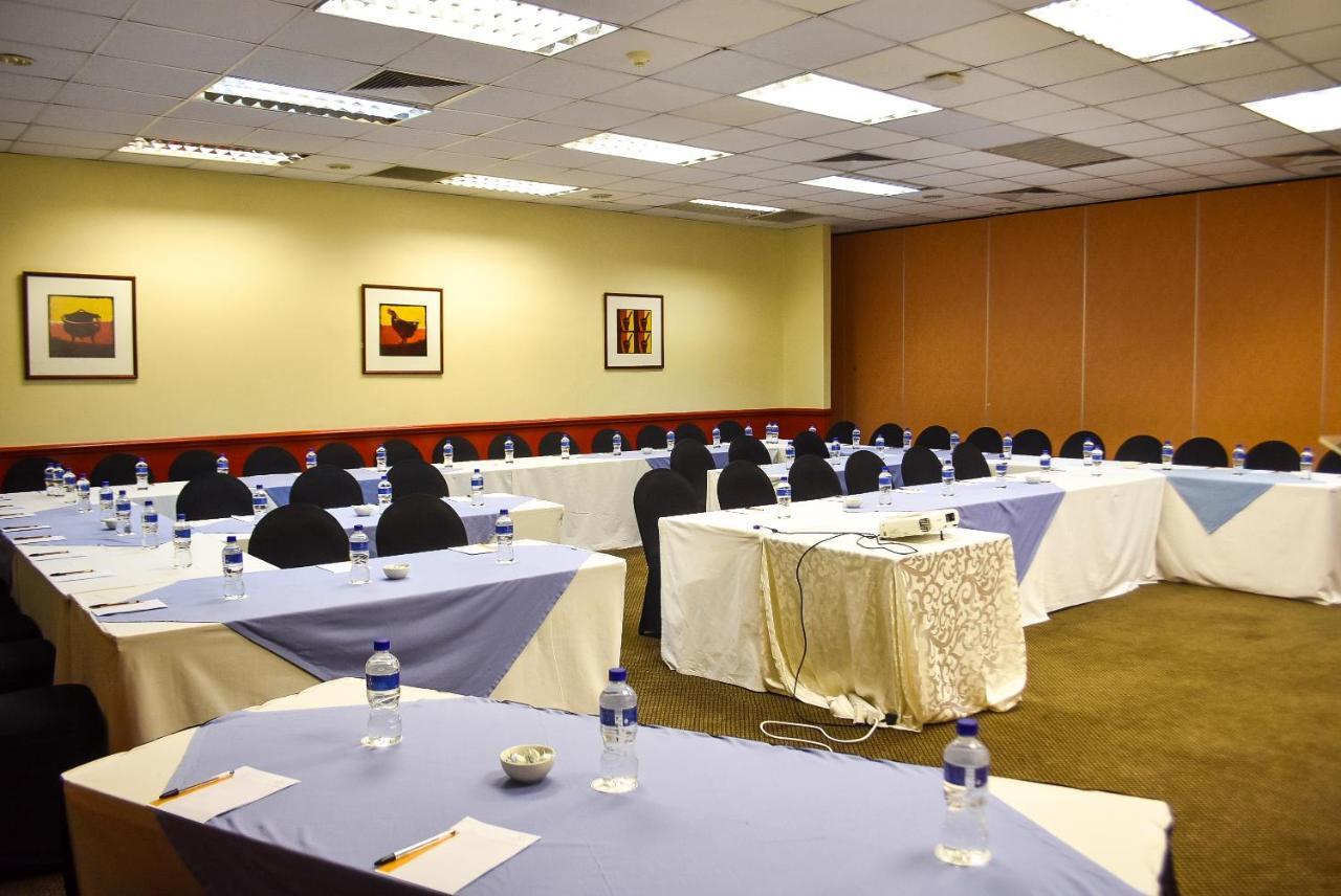 Cresta Botsalo Hotel Palapye 外观 照片